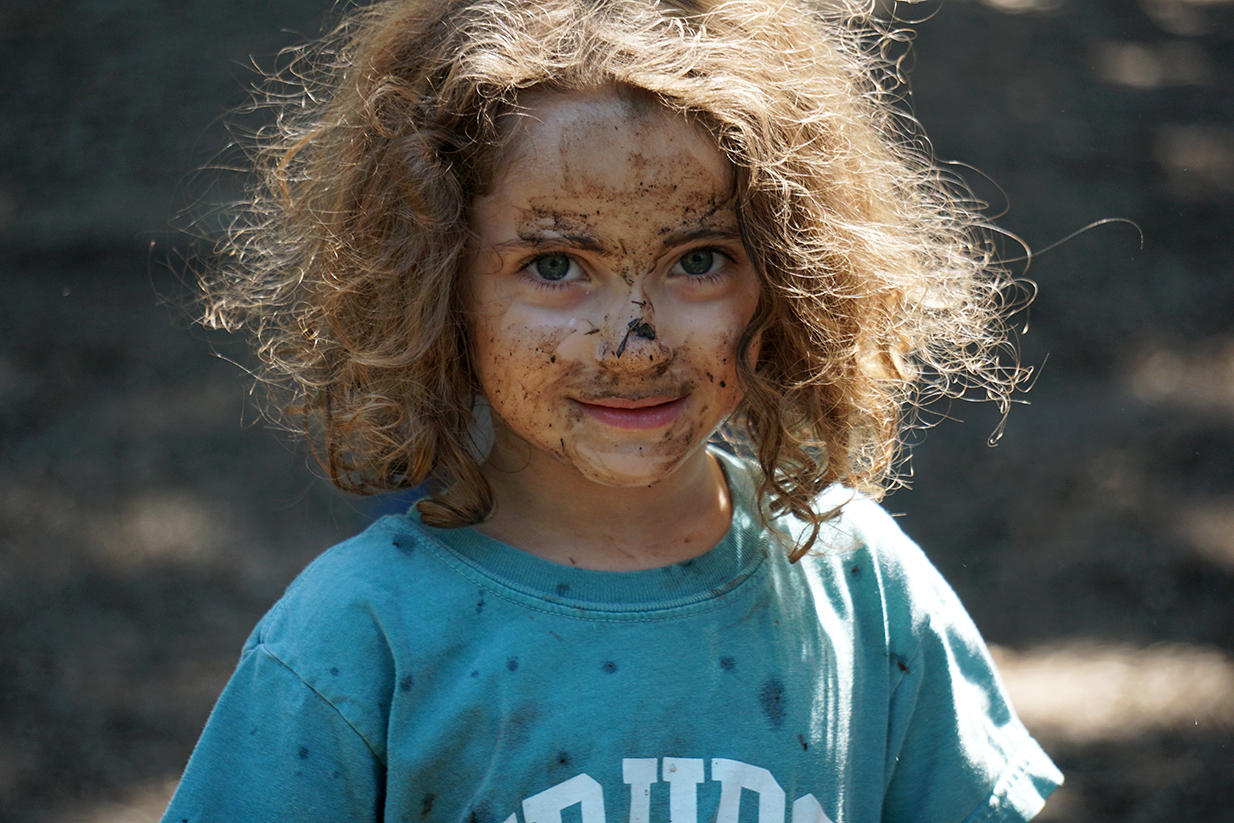 Mud Day play - face painting